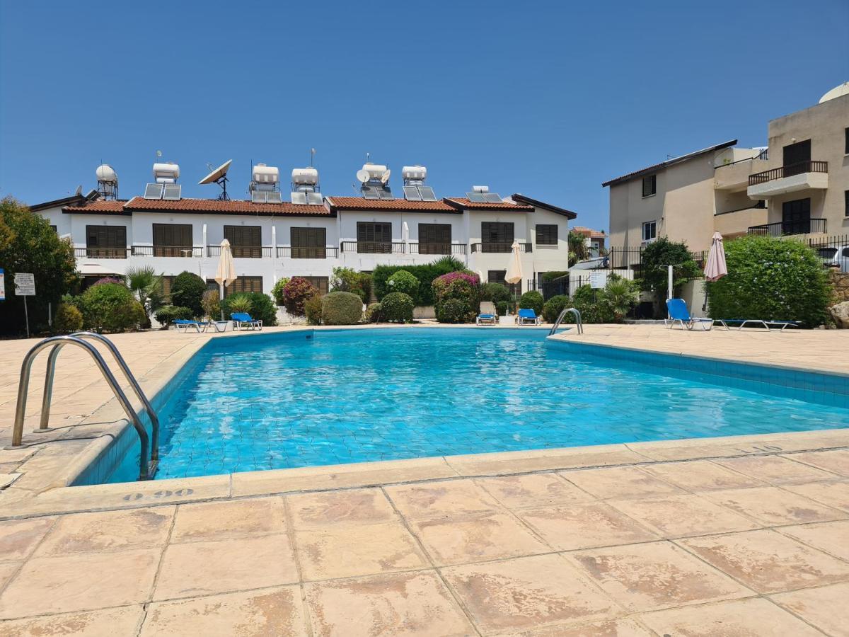 Natalia'S Townhouse, Margarita Gardens 003 Villa Paphos Eksteriør billede