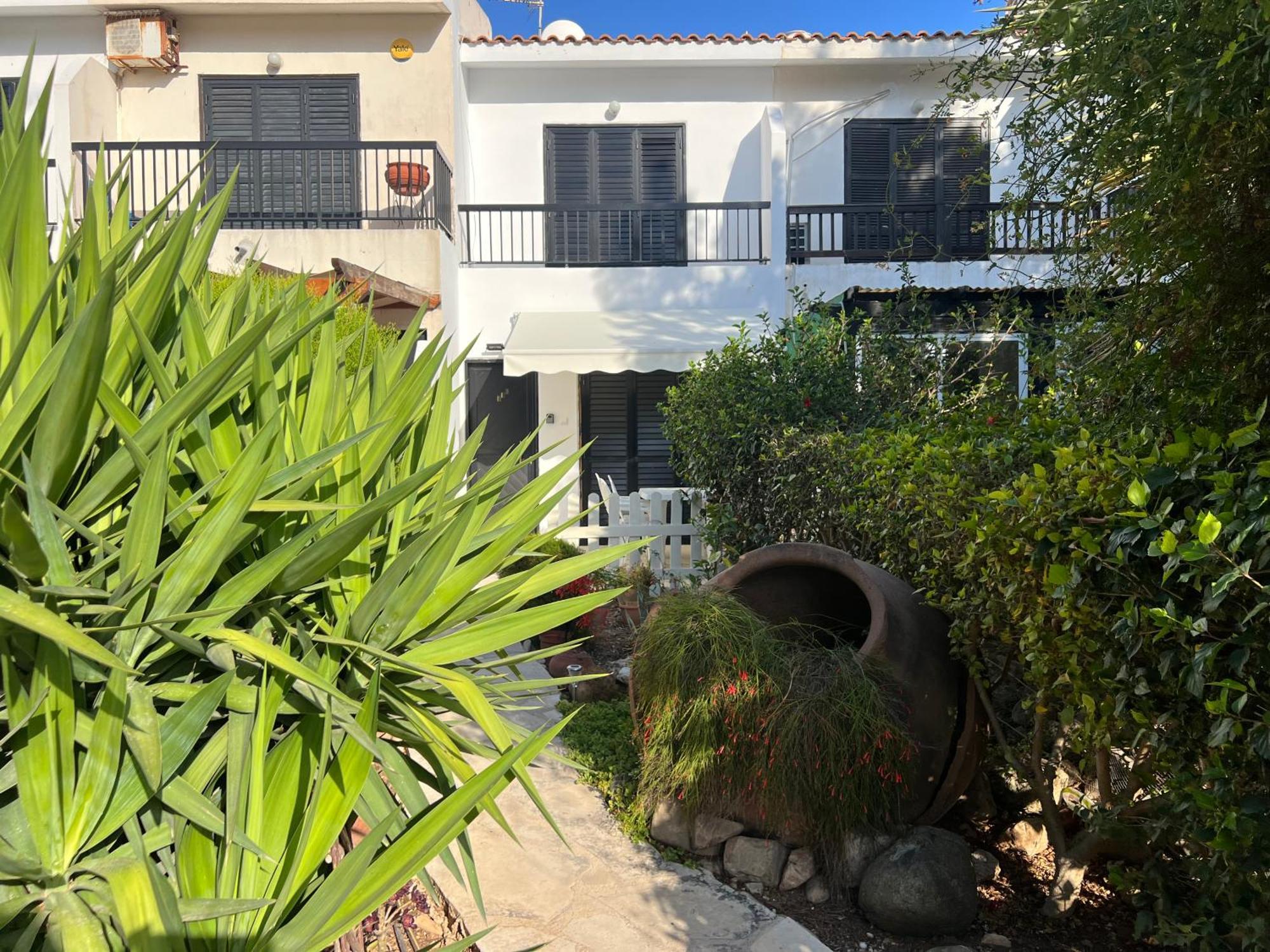 Natalia'S Townhouse, Margarita Gardens 003 Villa Paphos Eksteriør billede
